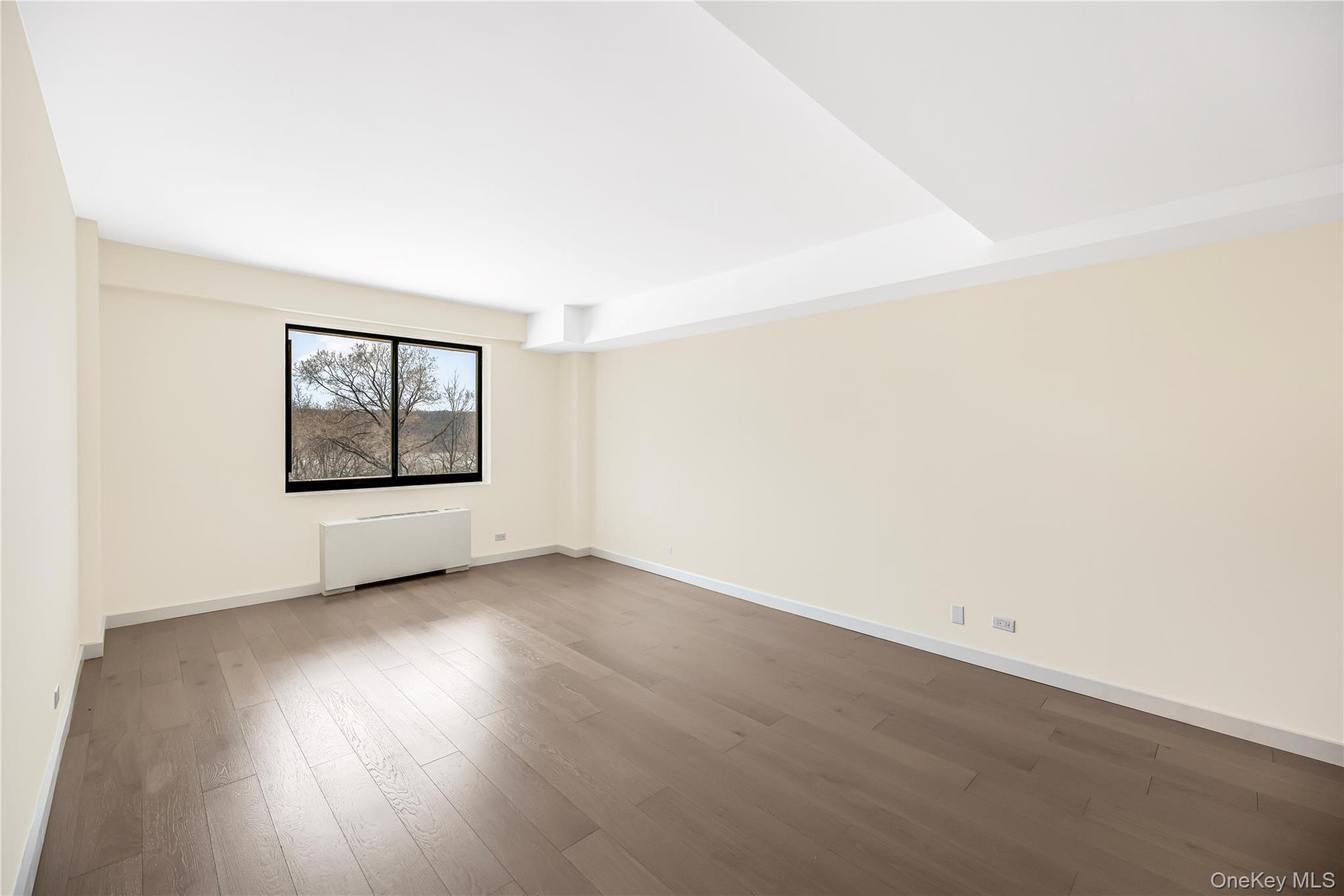 Coop Hudson Manor Bronx, NY 10463, MLS-979981-3