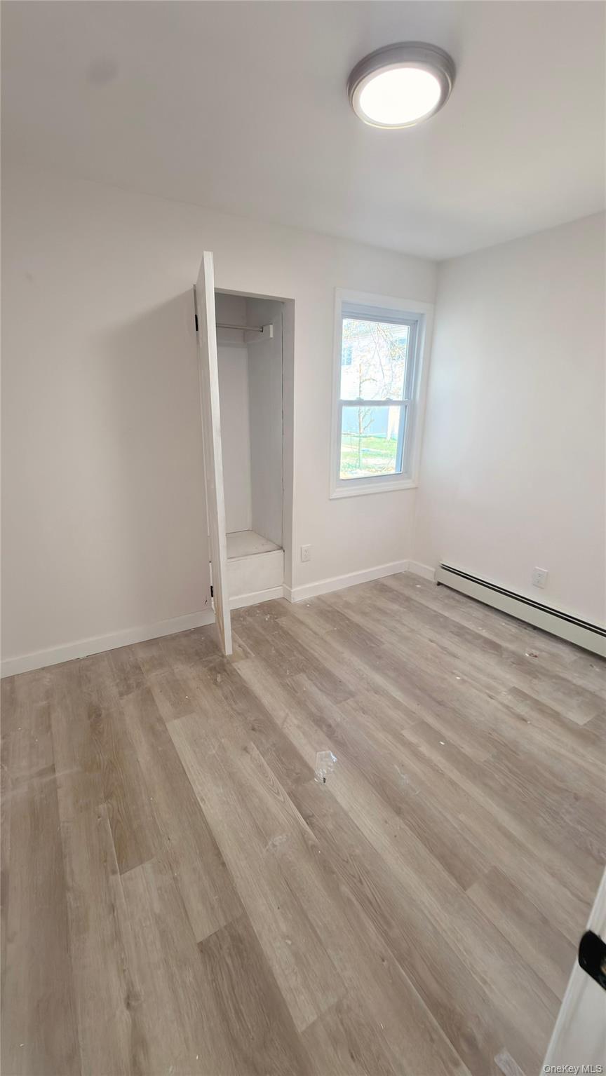 Single Family 15th  Suffolk County, NY 11704, MLS-979984-8