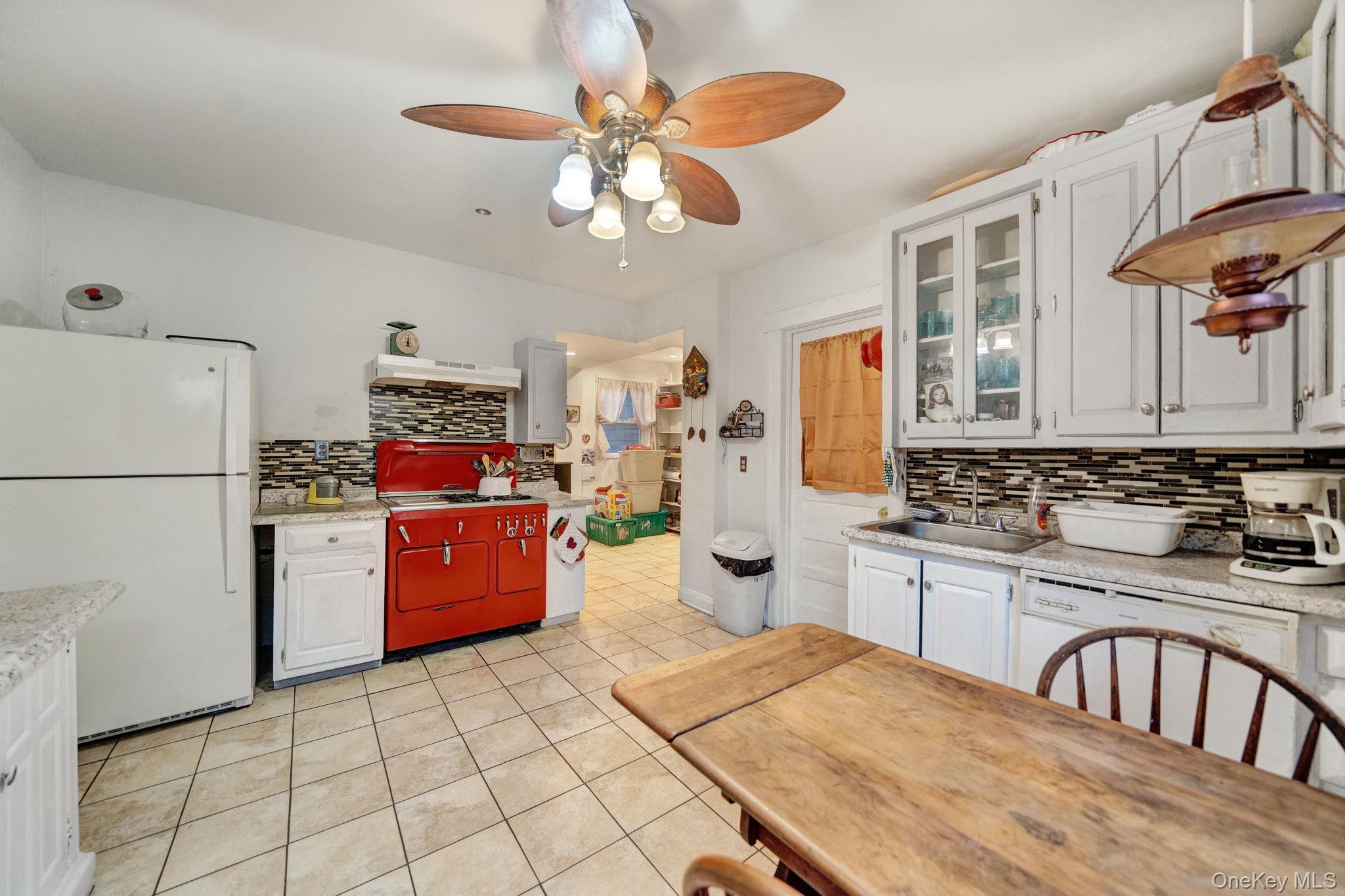 Single Family Bayview  Nassau County, NY 11520, MLS-979987-13