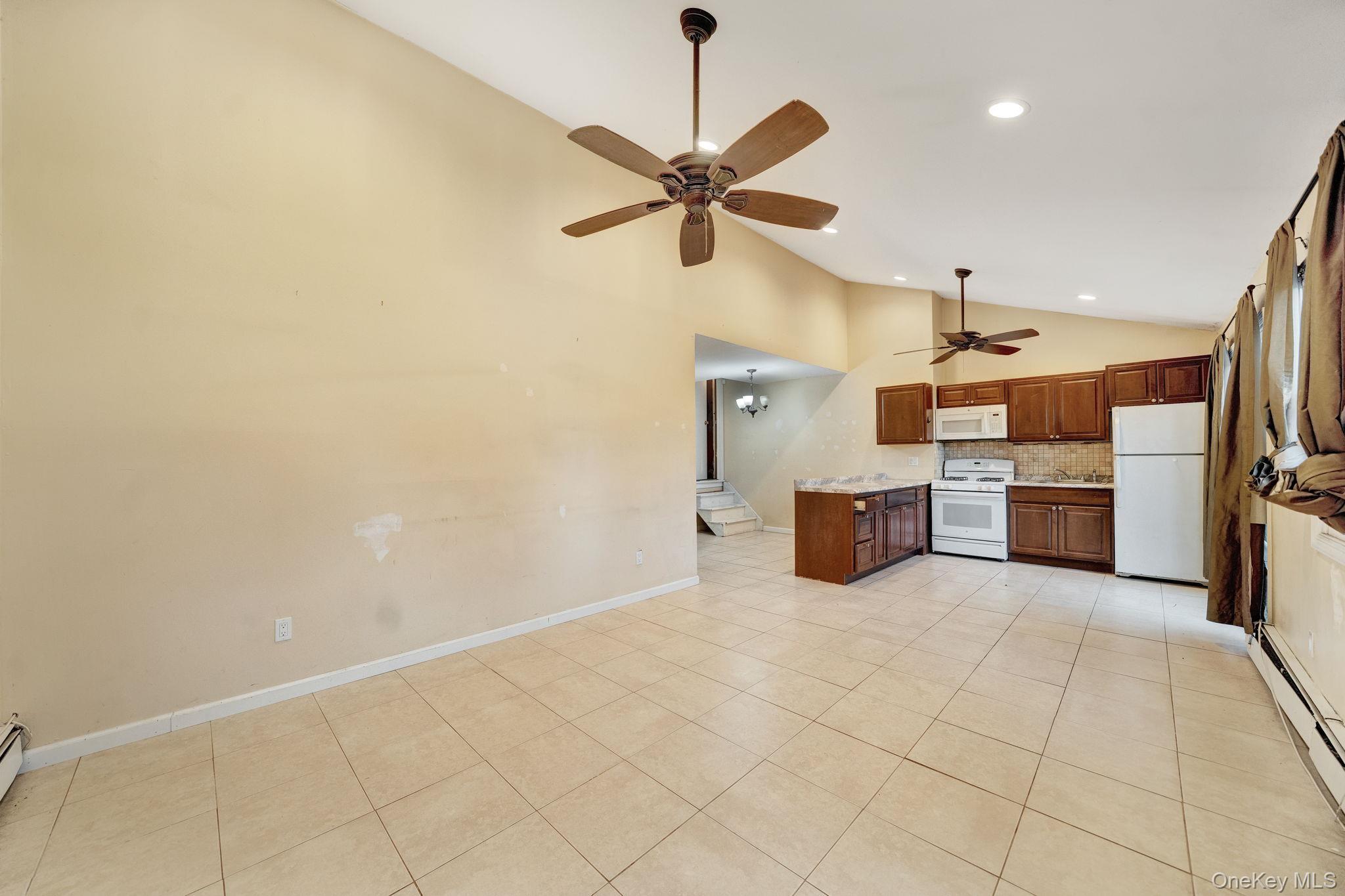 Single Family Bayview  Nassau County, NY 11520, MLS-979987-29
