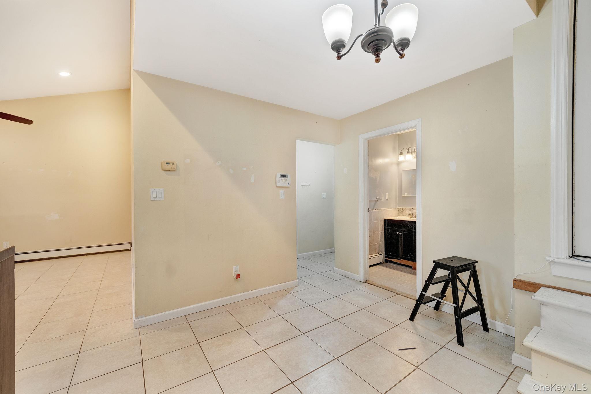 Single Family Bayview  Nassau County, NY 11520, MLS-979987-32