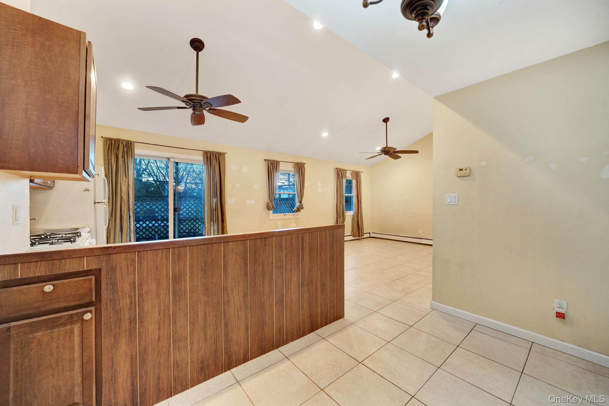 Single Family Bayview  Nassau County, NY 11520, MLS-979987-33