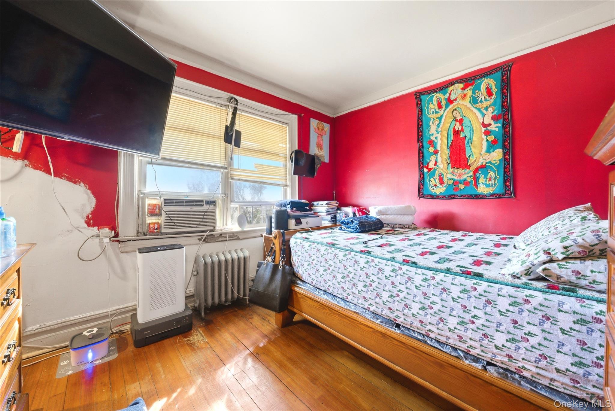 Single Family Oak Bronx, NY 10467, MLS-979988-13