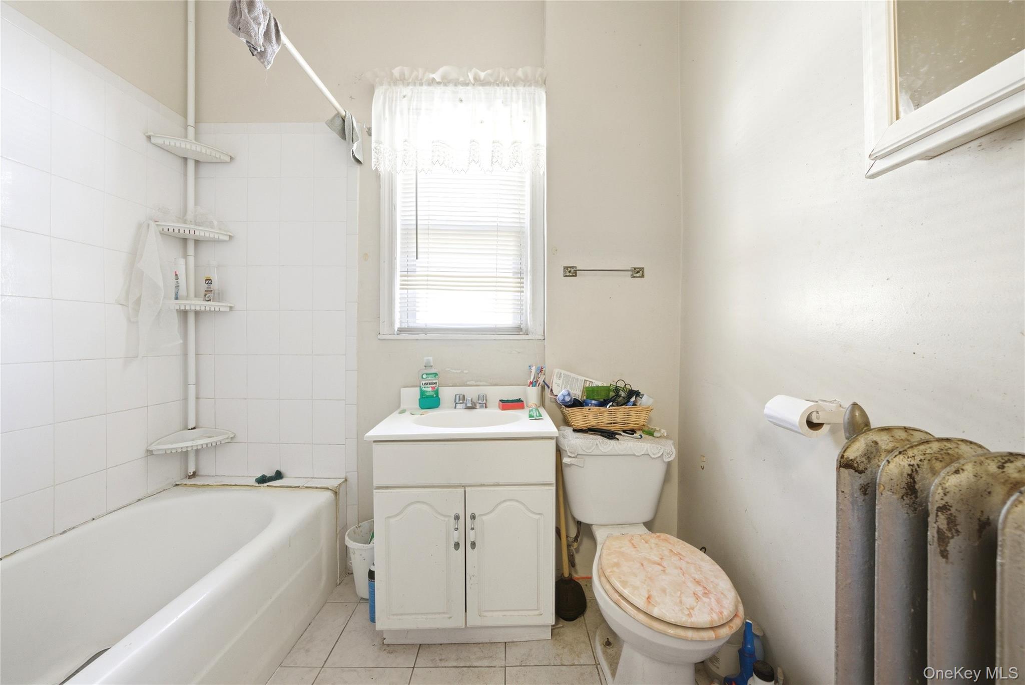 Single Family Oak Bronx, NY 10467, MLS-979988-14