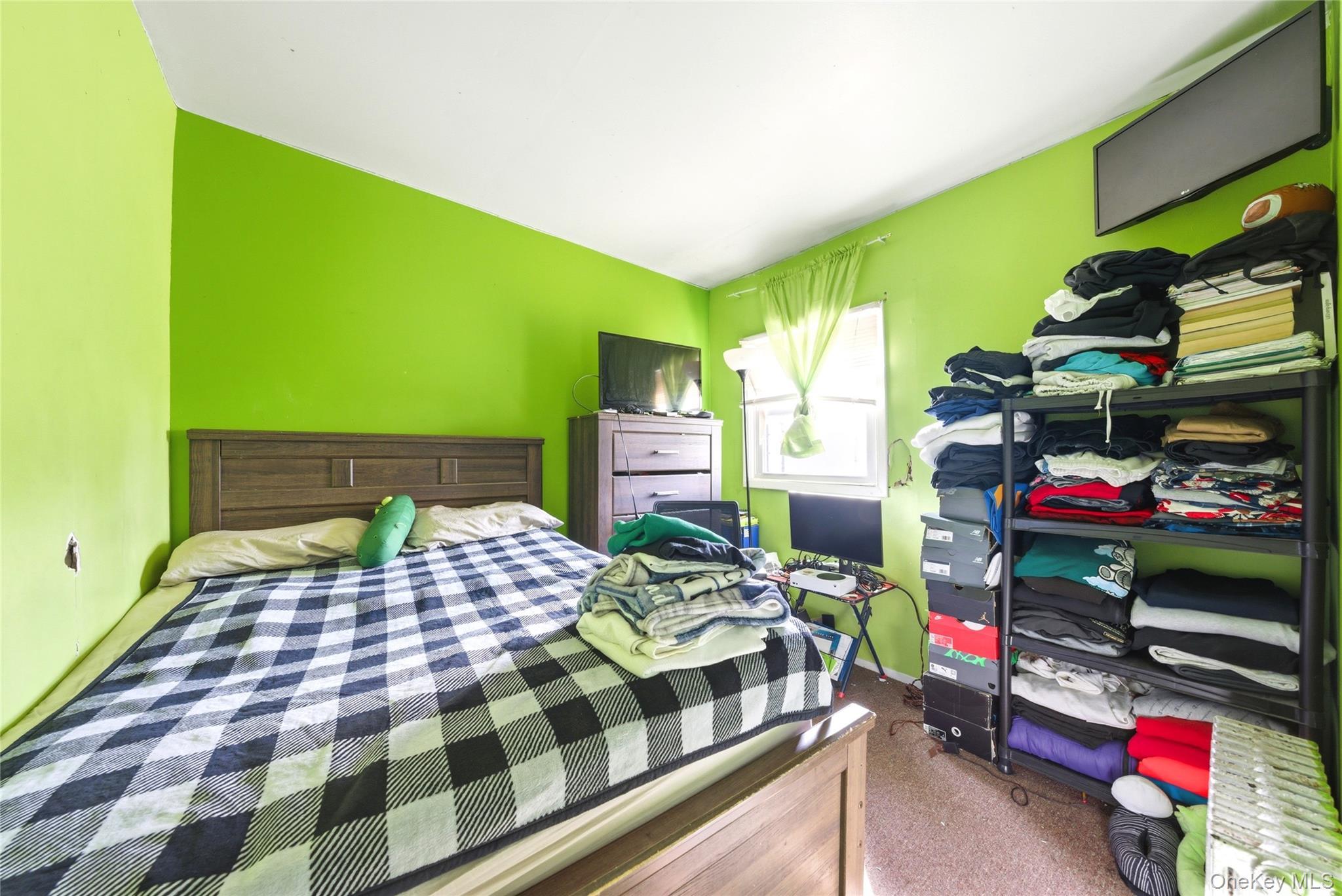 Single Family Oak Bronx, NY 10467, MLS-979988-15