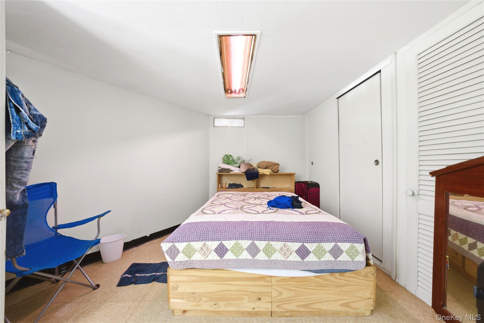 Single Family Oak Bronx, NY 10467, MLS-979988-24