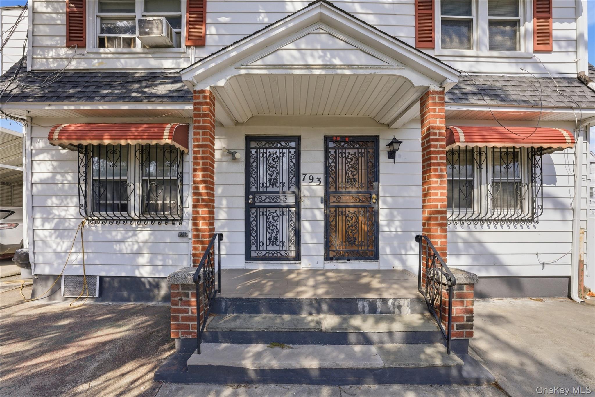 Single Family Oak Bronx, NY 10467, MLS-979988-6