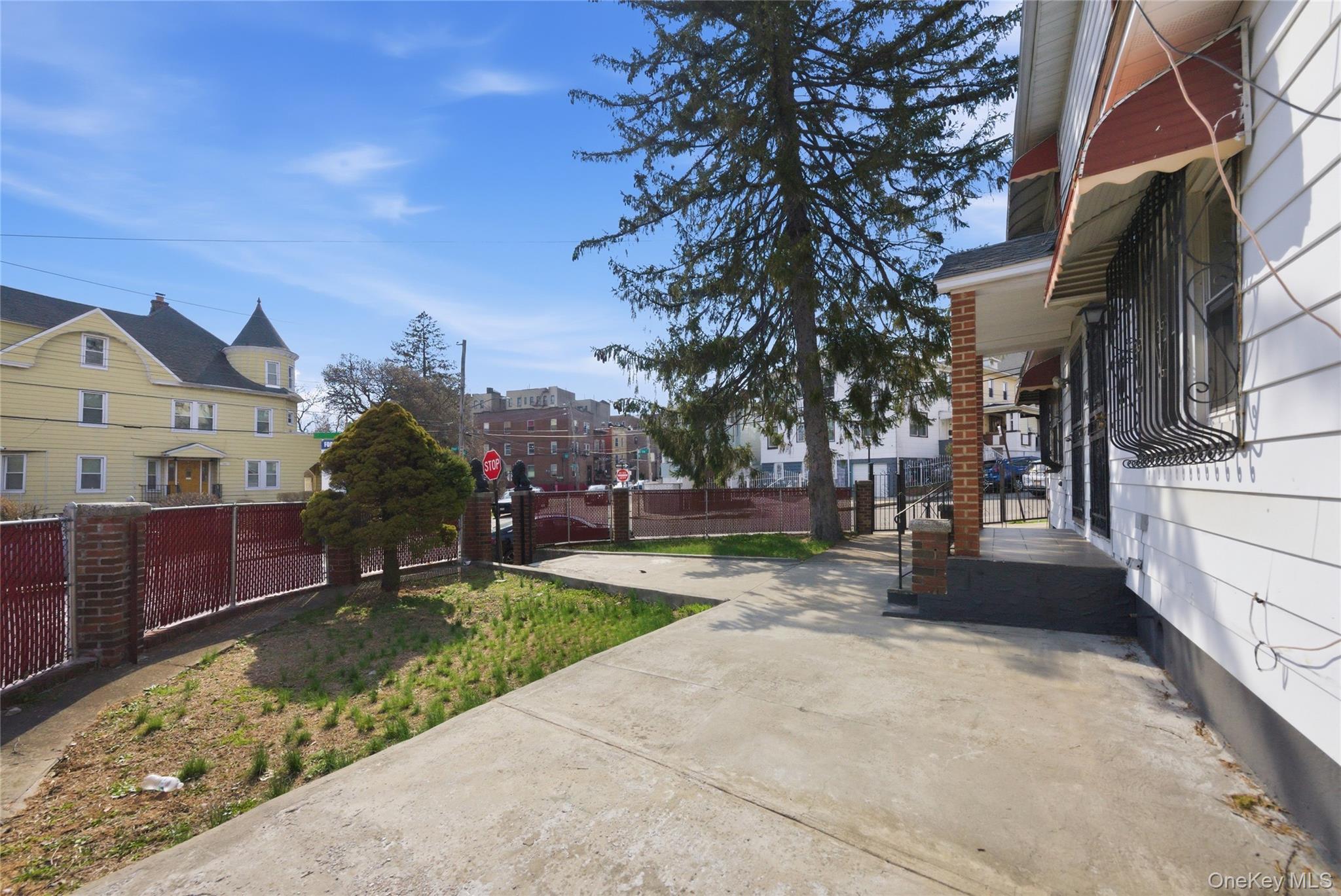 Single Family Oak Bronx, NY 10467, MLS-979988-9