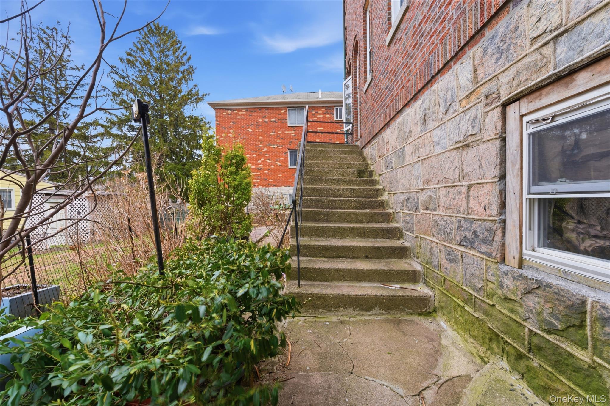 Single Family Parkway N Westchester County, NY 10704, MLS-980003-43
