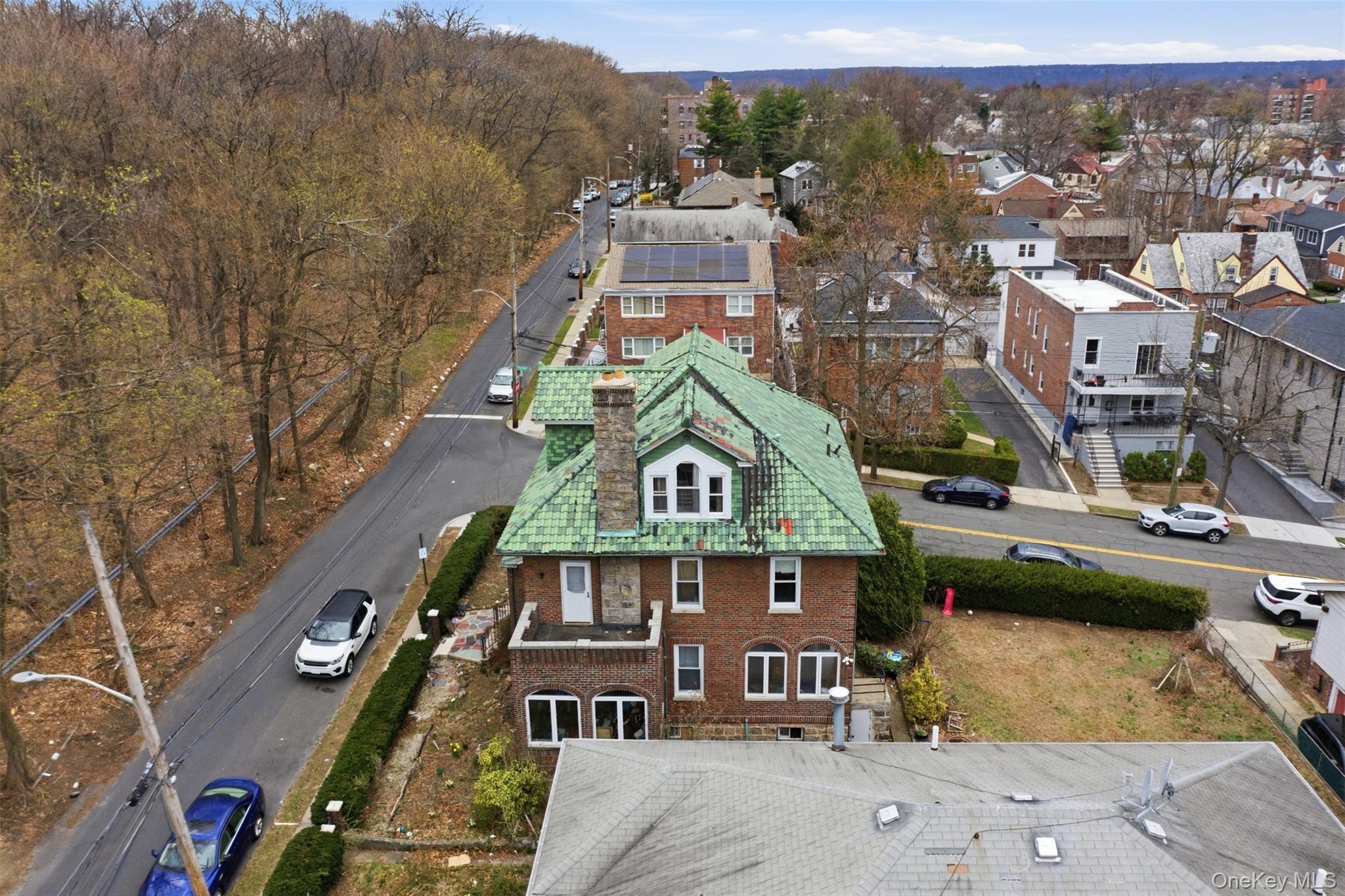Single Family Parkway N Westchester County, NY 10704, MLS-980003-46