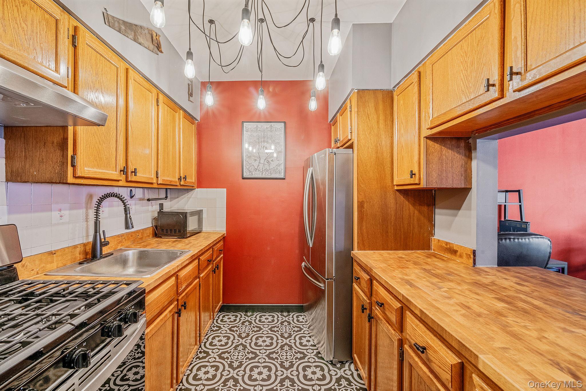Single Family Lexington  Brooklyn, NY 11221, MLS-980005-30