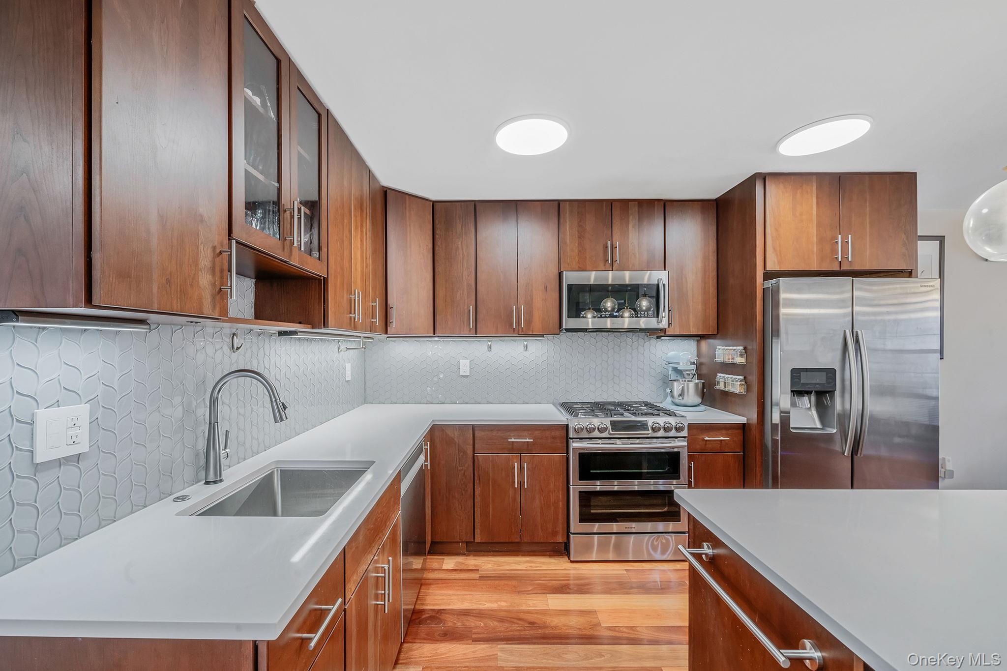 Single Family Lexington  Brooklyn, NY 11221, MLS-980005-4