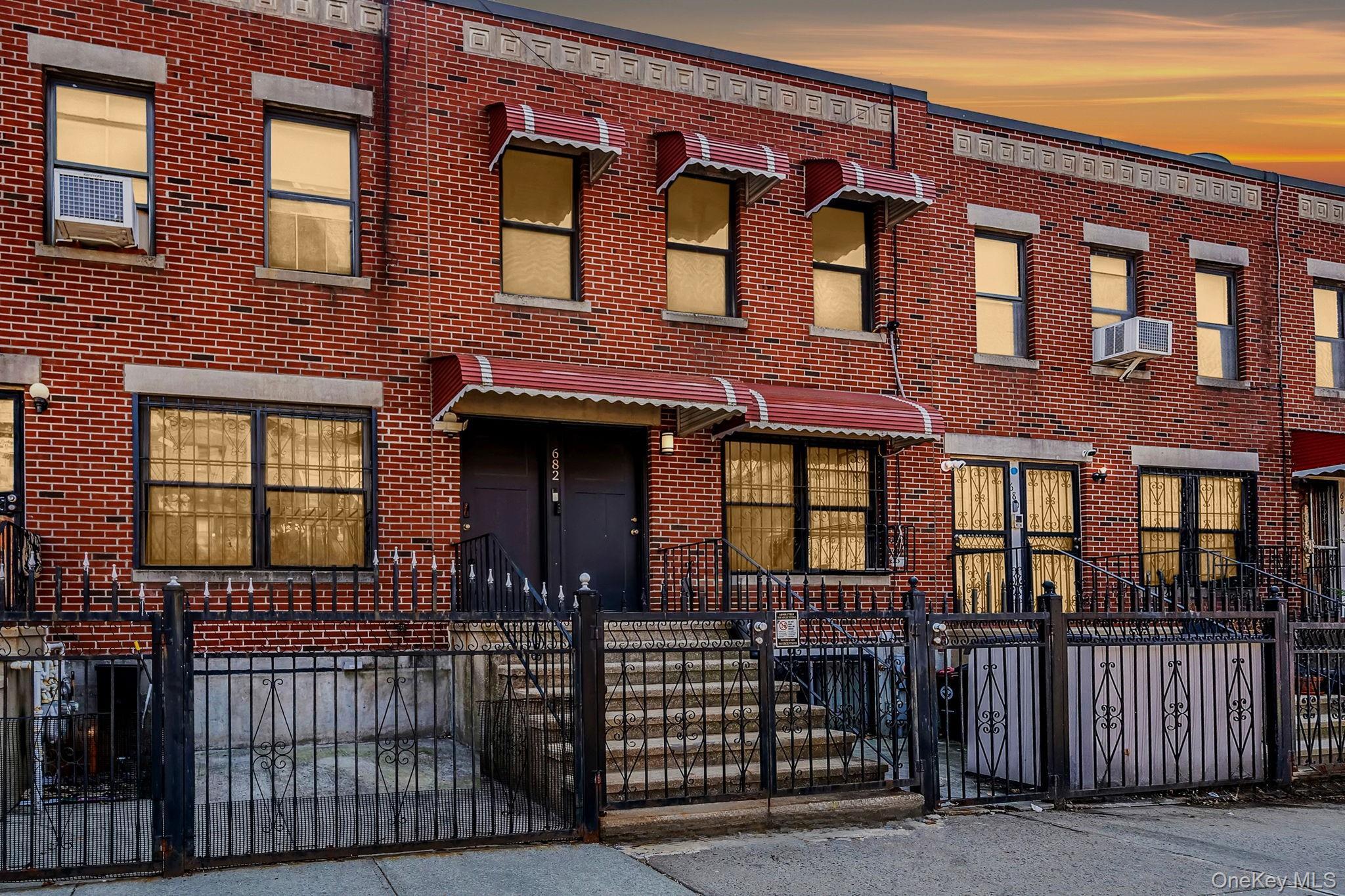 Single Family Lexington  Brooklyn, NY 11221, MLS-980005-42