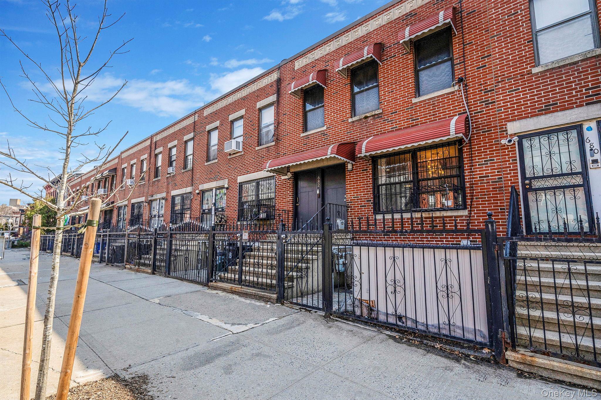 Single Family Lexington  Brooklyn, NY 11221, MLS-980005-45