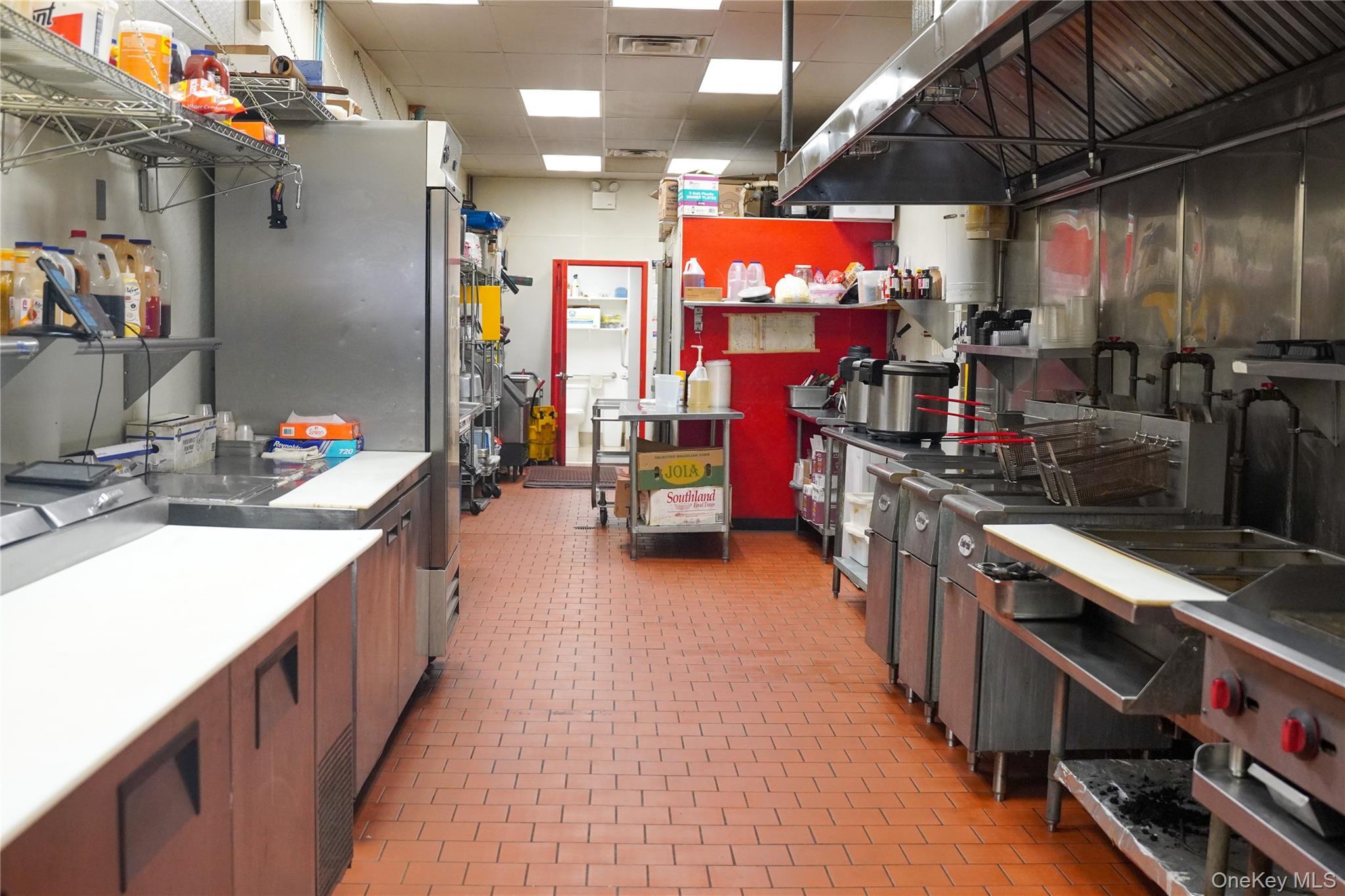 Commercial Sale Williamsbridge  Bronx, NY 10461, MLS-980011-23