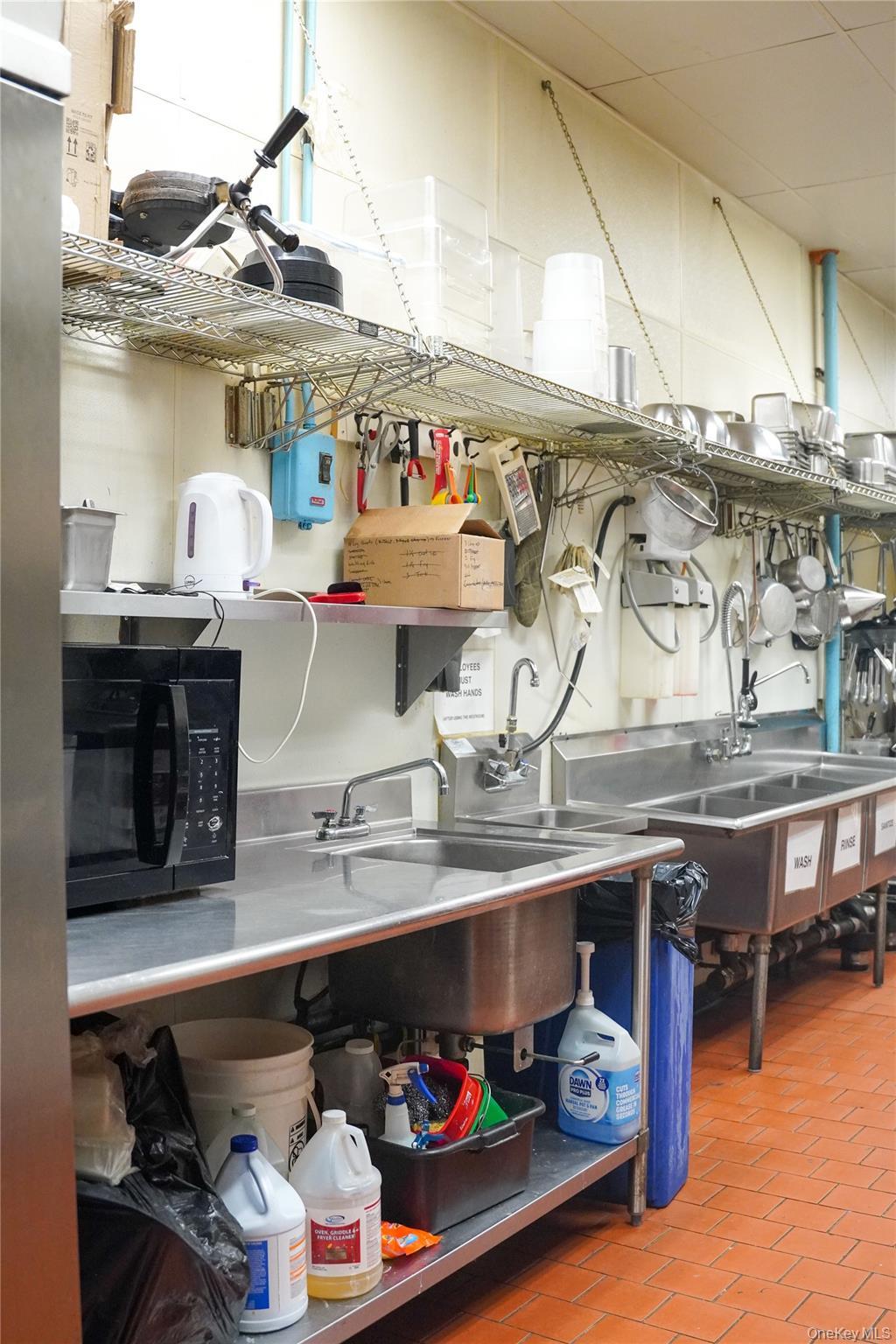 Commercial Sale Williamsbridge  Bronx, NY 10461, MLS-980011-26