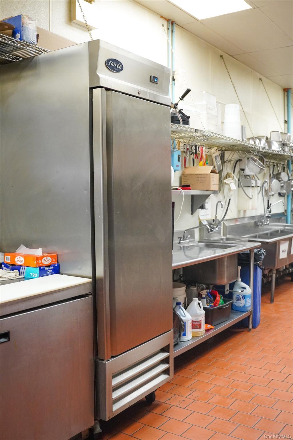 Commercial Sale Williamsbridge  Bronx, NY 10461, MLS-980011-27