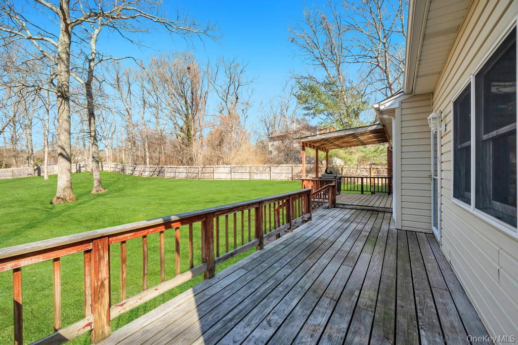 Single Family Giant Oak  Suffolk County, NY 11961, MLS-980015-12