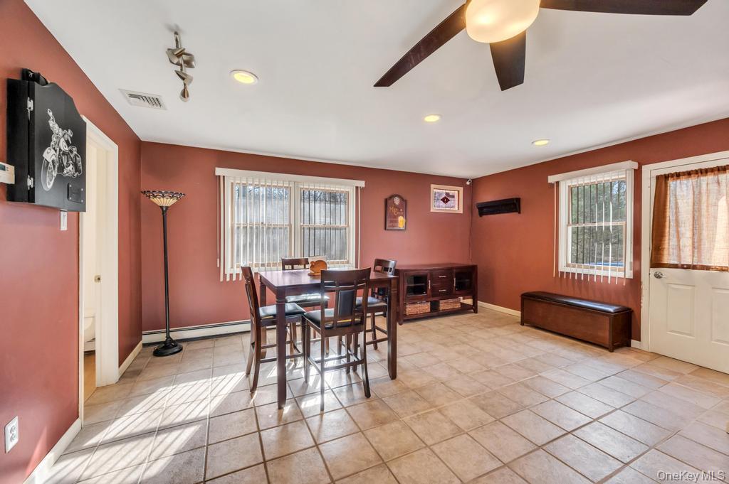 Single Family Giant Oak  Suffolk County, NY 11961, MLS-980015-27