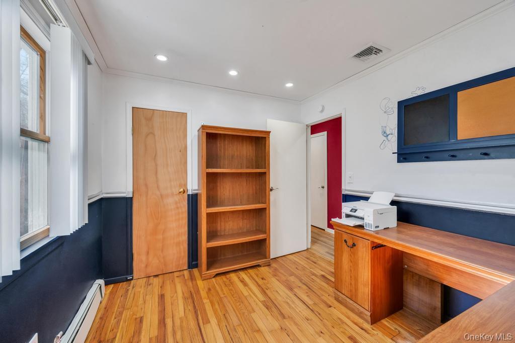 Single Family Giant Oak  Suffolk County, NY 11961, MLS-980015-29