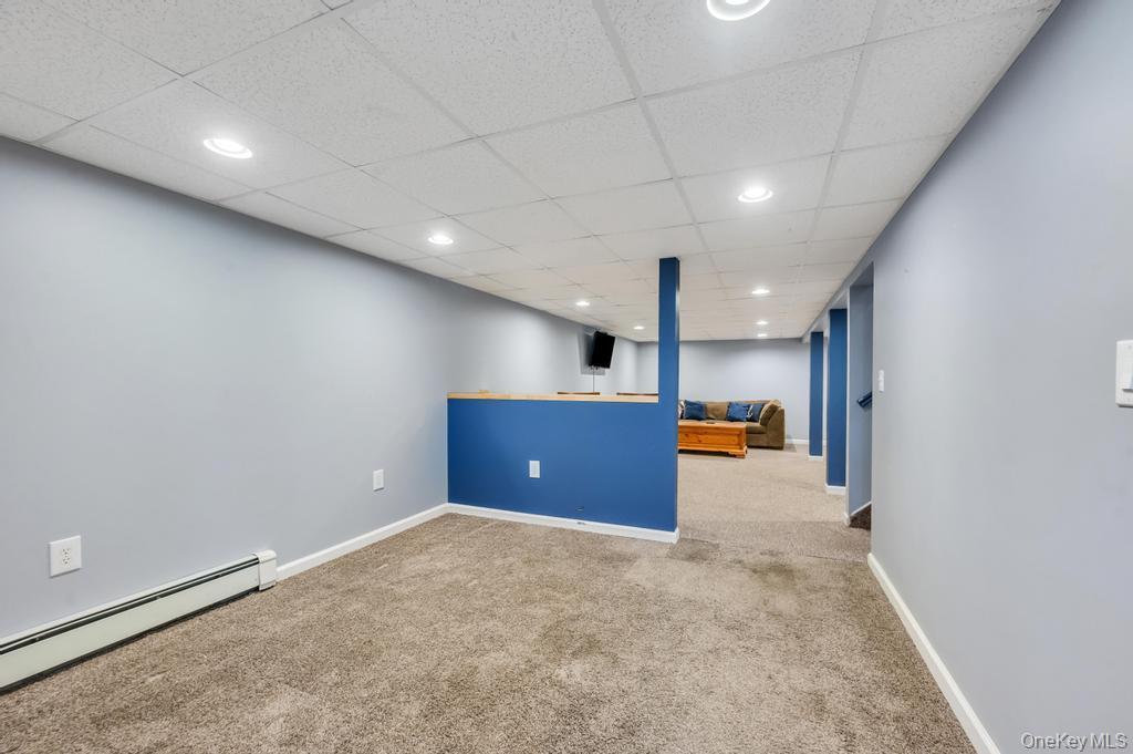 Single Family Giant Oak  Suffolk County, NY 11961, MLS-980015-38