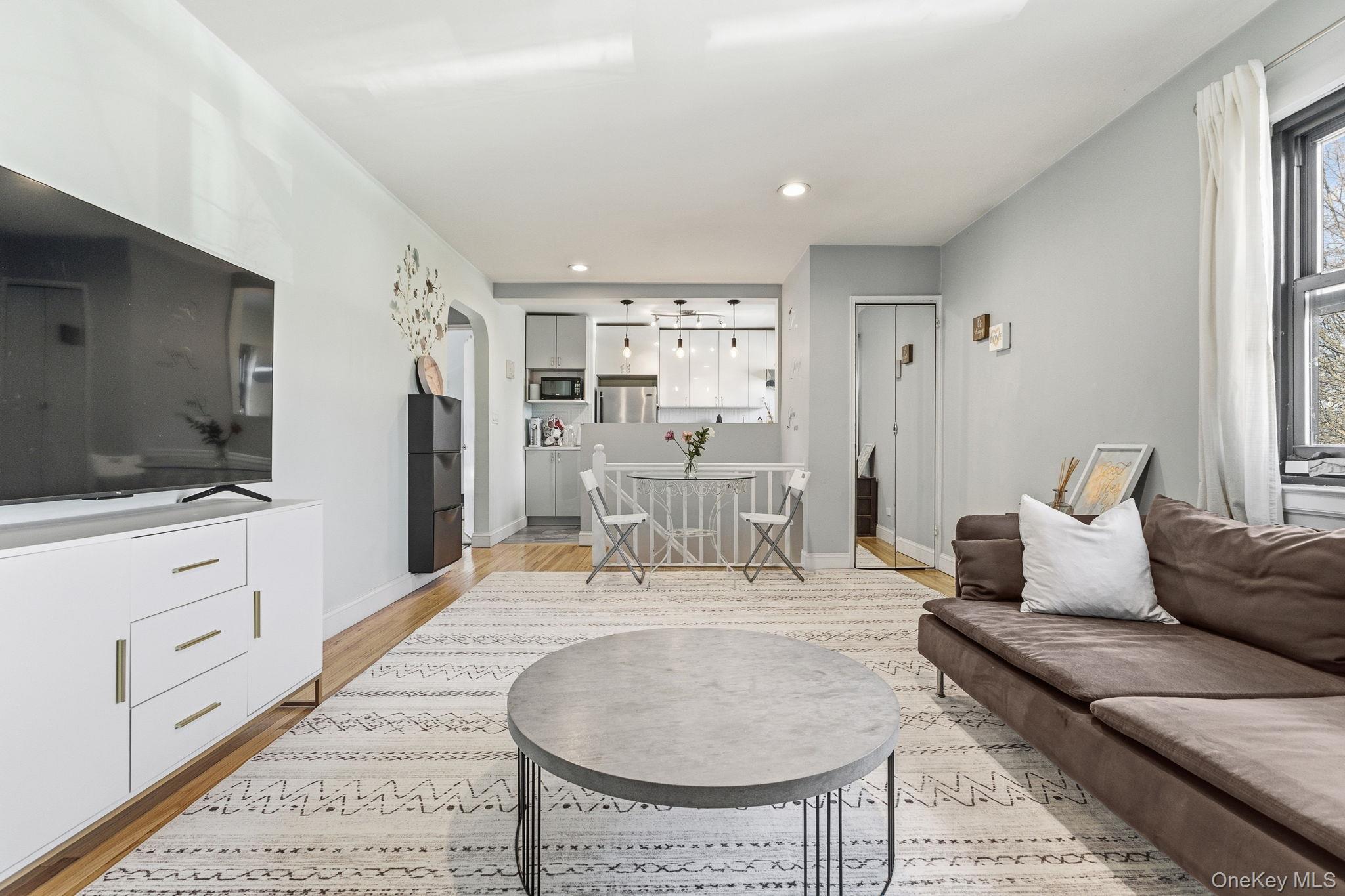 Coop 75th  Queens, NY 11364, MLS-980028-5