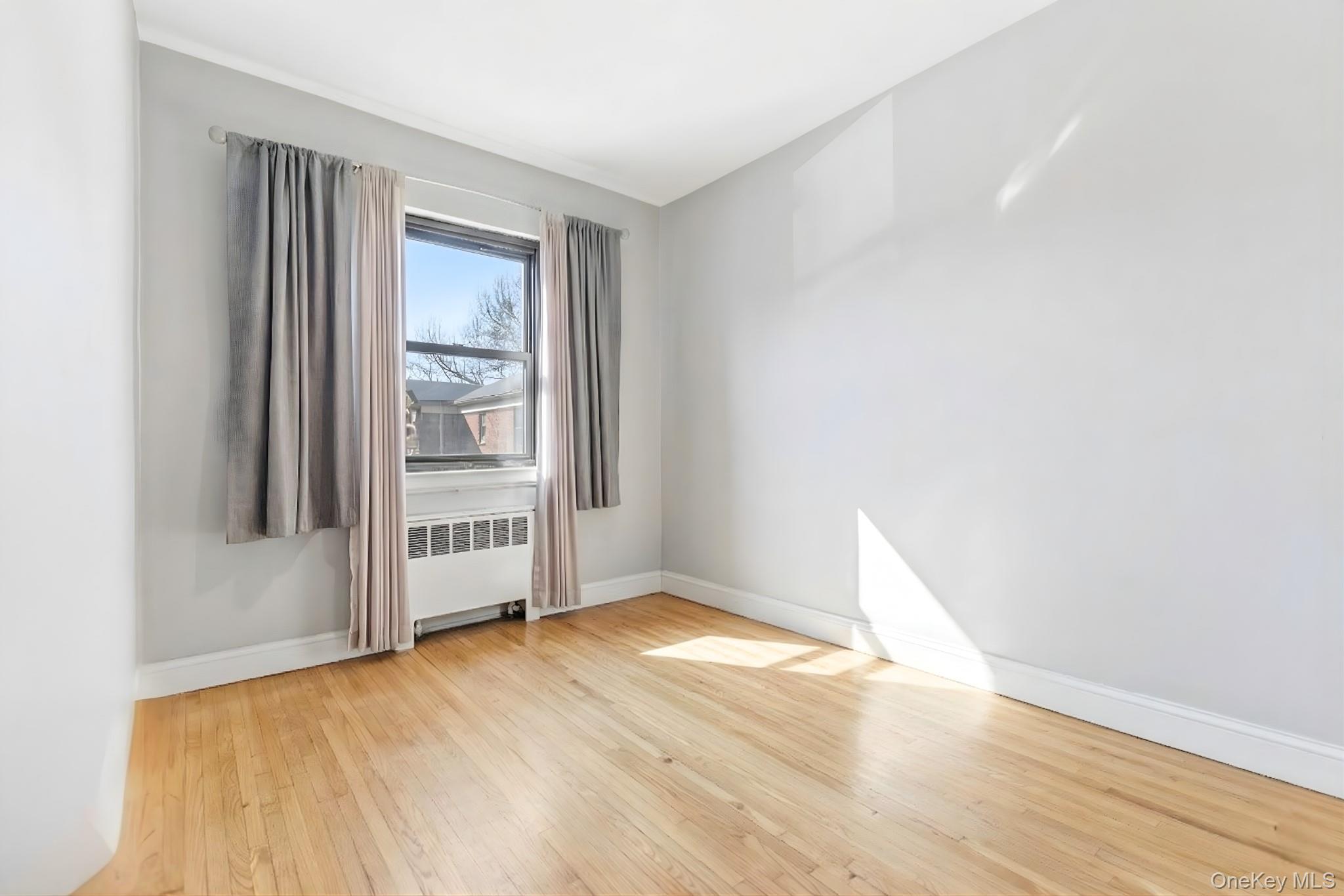 Coop 75th  Queens, NY 11364, MLS-980028-9