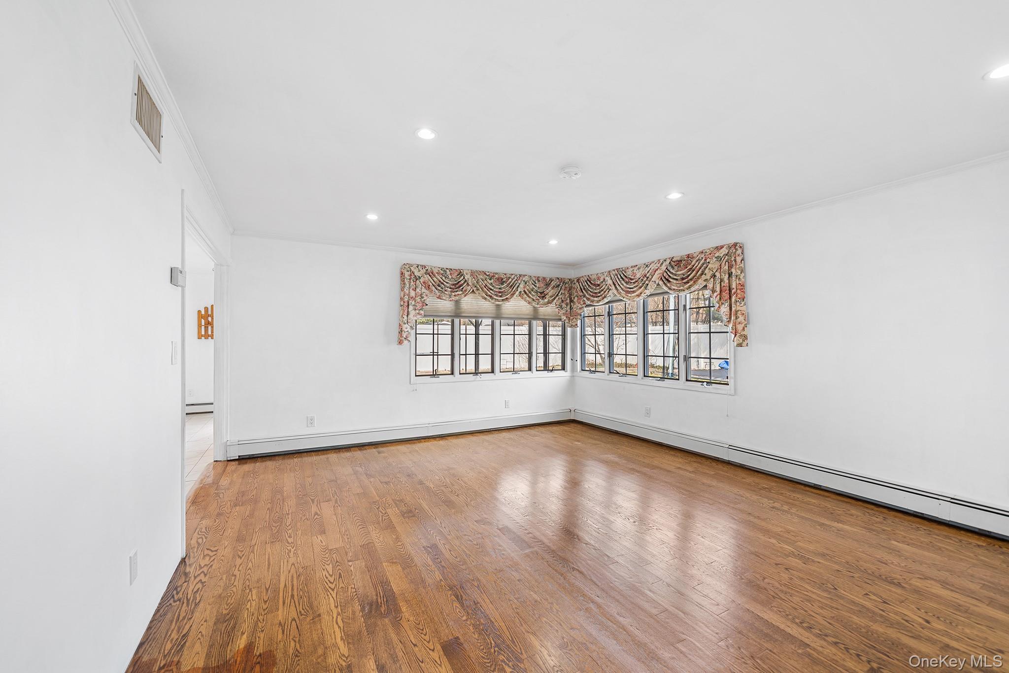 Single Family Red Maple  Nassau County, NY 11756, MLS-980031-14