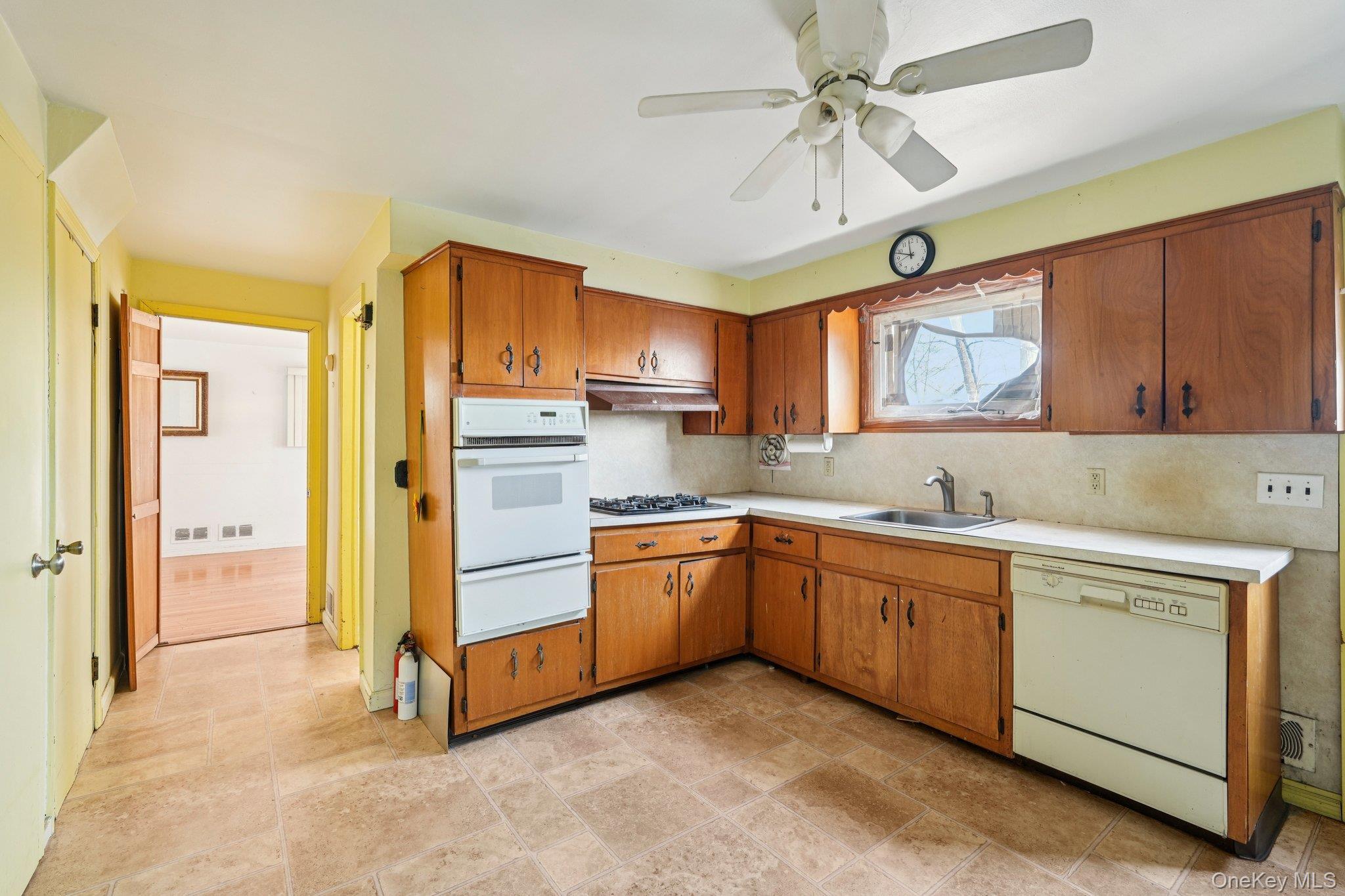 Single Family Westside  Rockland County, NY 10927, MLS-980037-10