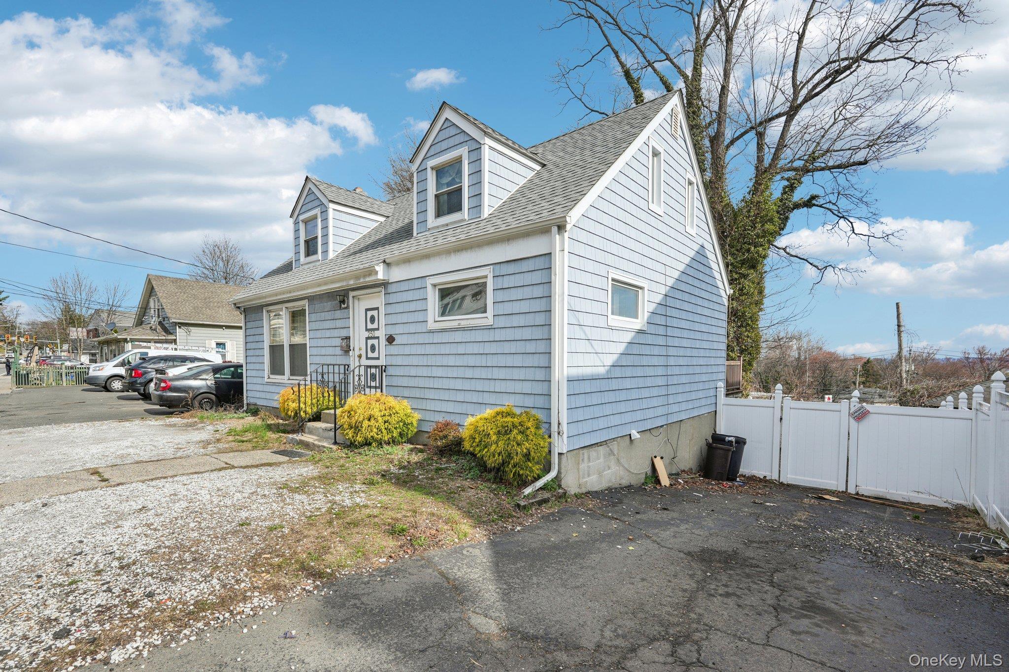 Single Family Westside  Rockland County, NY 10927, MLS-980037-2