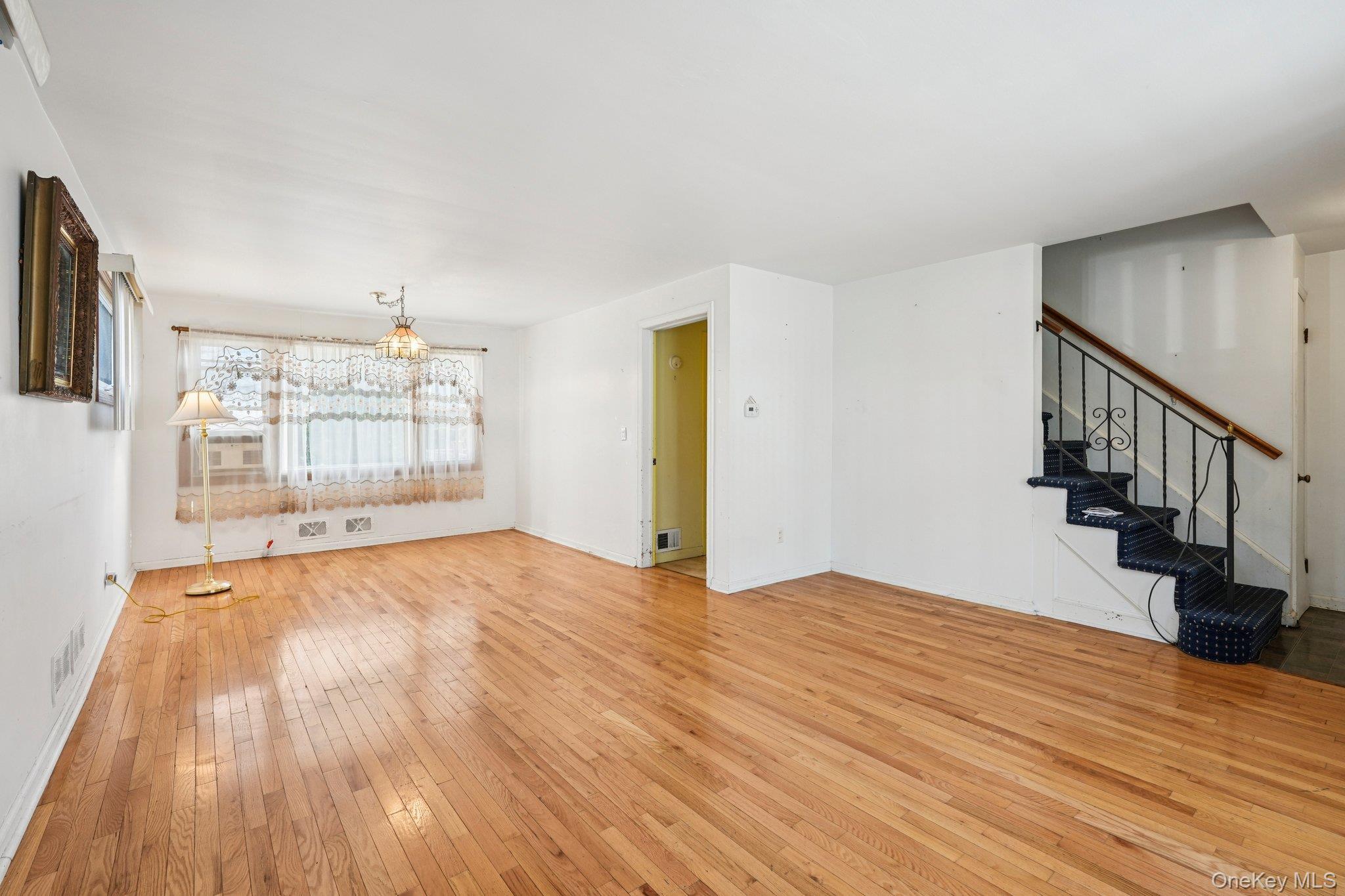 Single Family Westside  Rockland County, NY 10927, MLS-980037-6