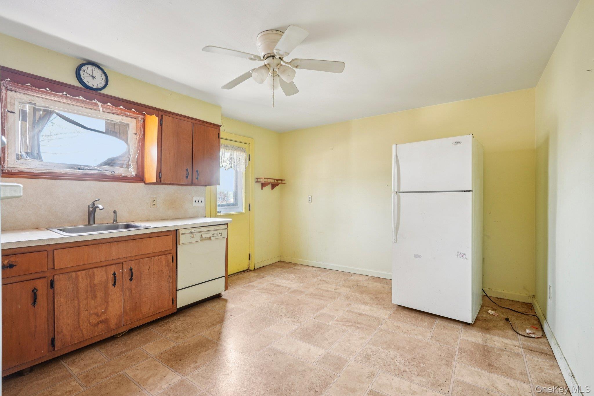 Single Family Westside  Rockland County, NY 10927, MLS-980037-9