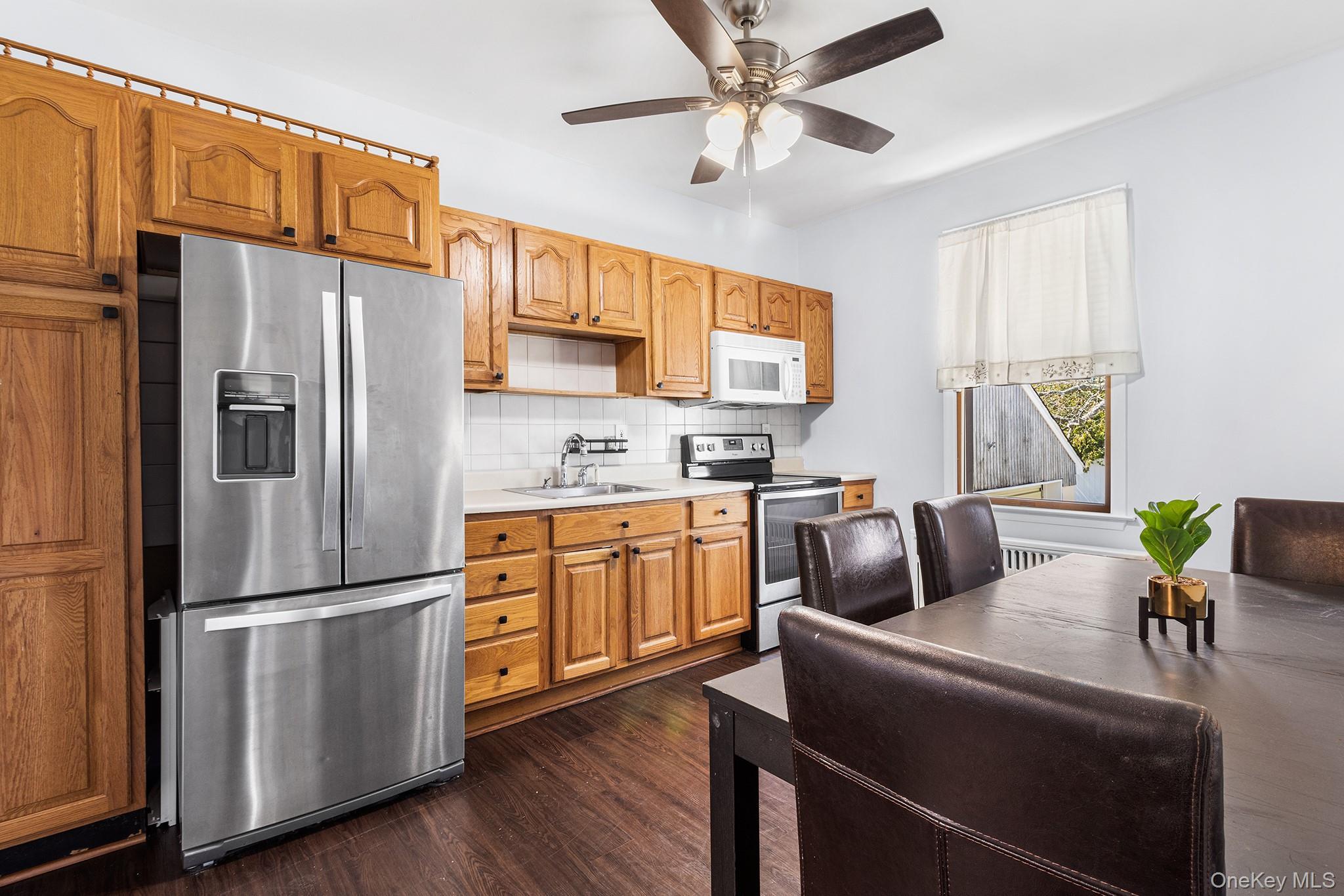 Single Family 10th  Suffolk County, NY 11704, MLS-980040-16