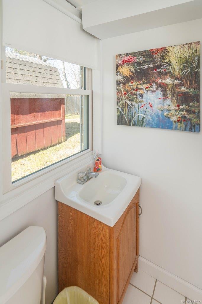 Single Family Crest  Out Of Area, NY 06811, MLS-980048-29