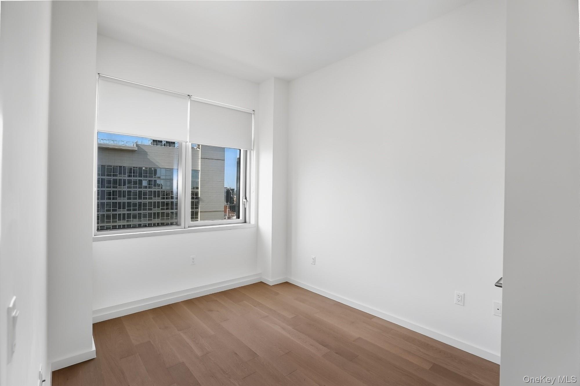 Condo 39th  Queens, NY 11354, MLS-980063-11