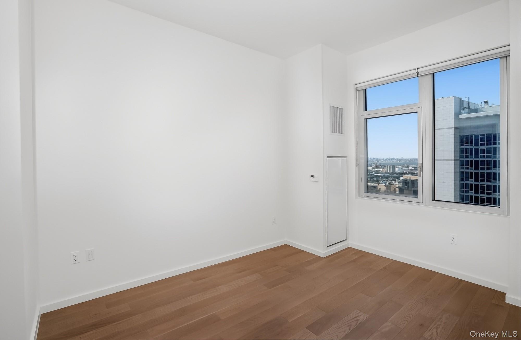 Condo 39th  Queens, NY 11354, MLS-980063-12