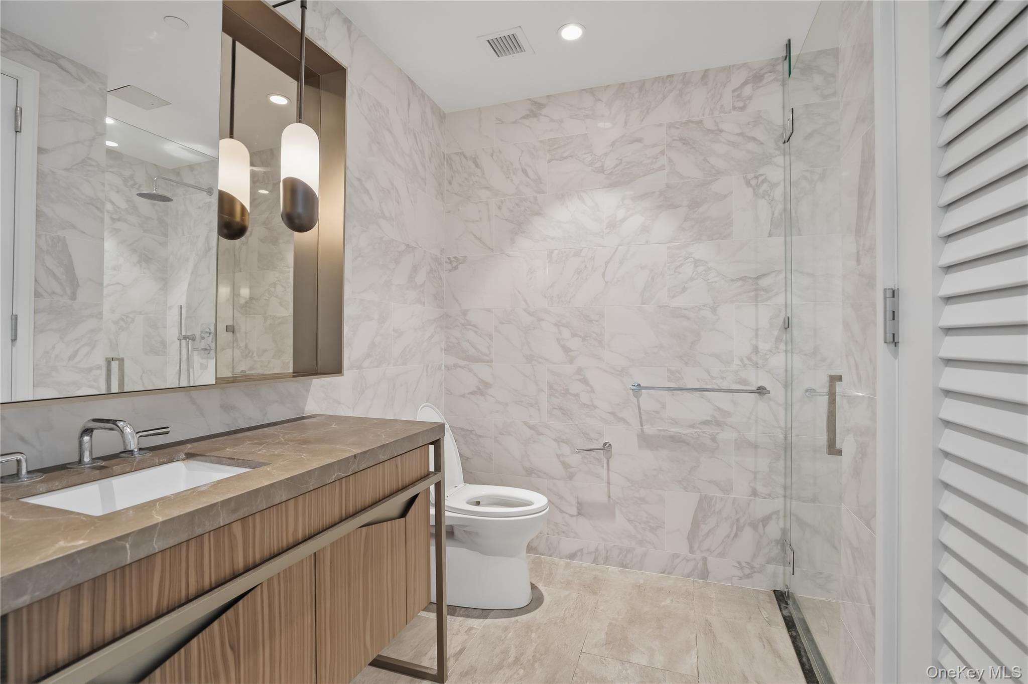 Condo 39th  Queens, NY 11354, MLS-980063-15