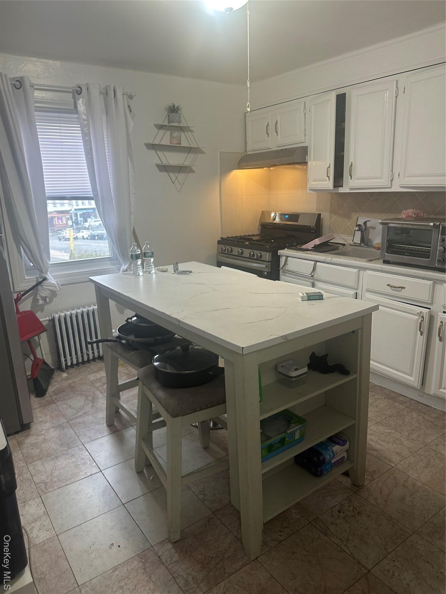 Single Family Drake  Westchester County, NY 10805, MLS-980069-18
