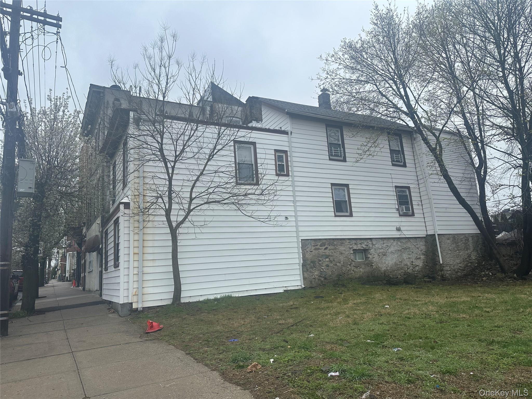 Single Family Drake  Westchester County, NY 10805, MLS-980069-2