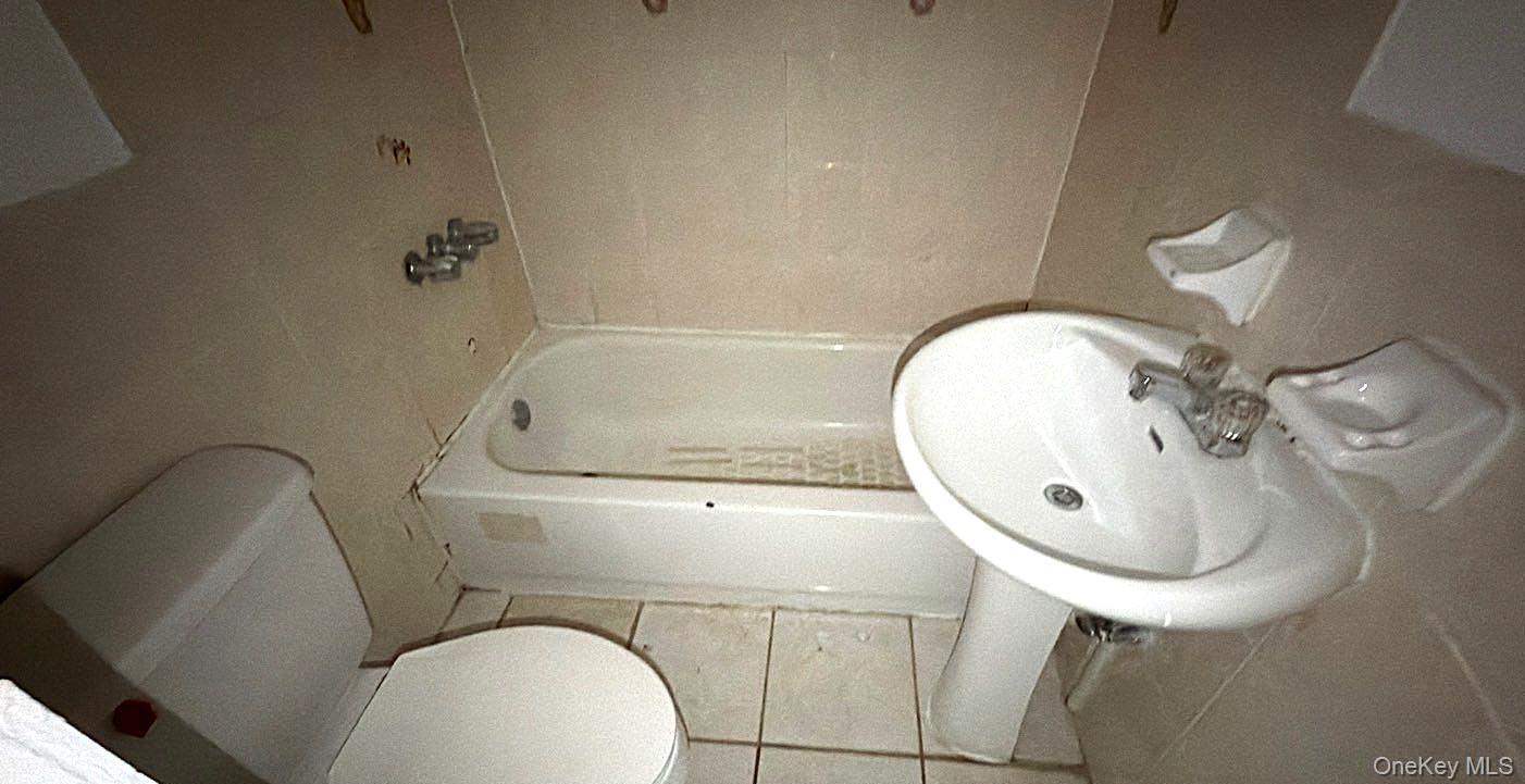 Single Family 116th  Queens, NY 11434, MLS-980073-10