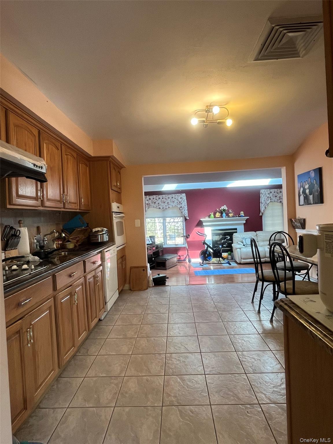 Single Family Todd  Suffolk County, NY 11746, MLS-980074-3