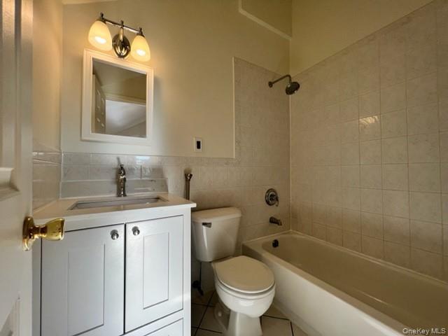 Single Family Balcom Bronx, NY 10461, MLS-980075-22