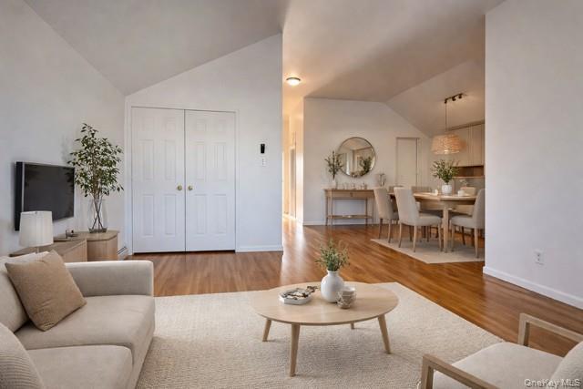 Single Family Balcom Bronx, NY 10461, MLS-980075-9