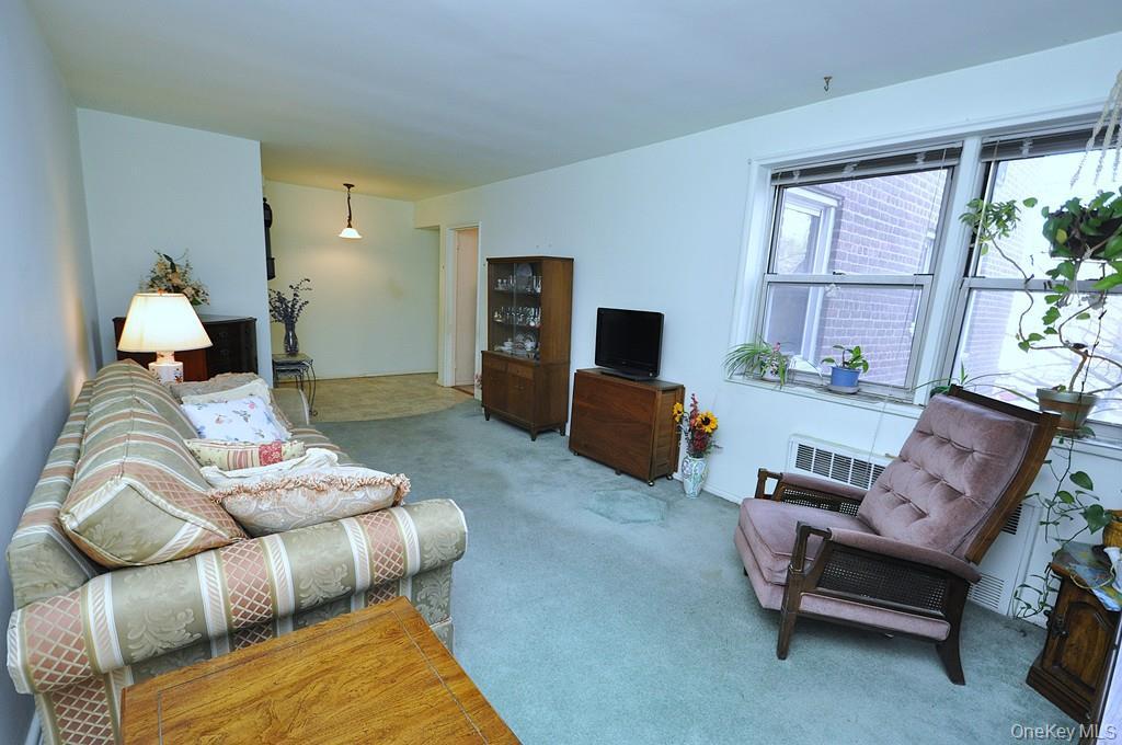 Coop Tuckahoe  Westchester County, NY 10710, MLS-980089-3