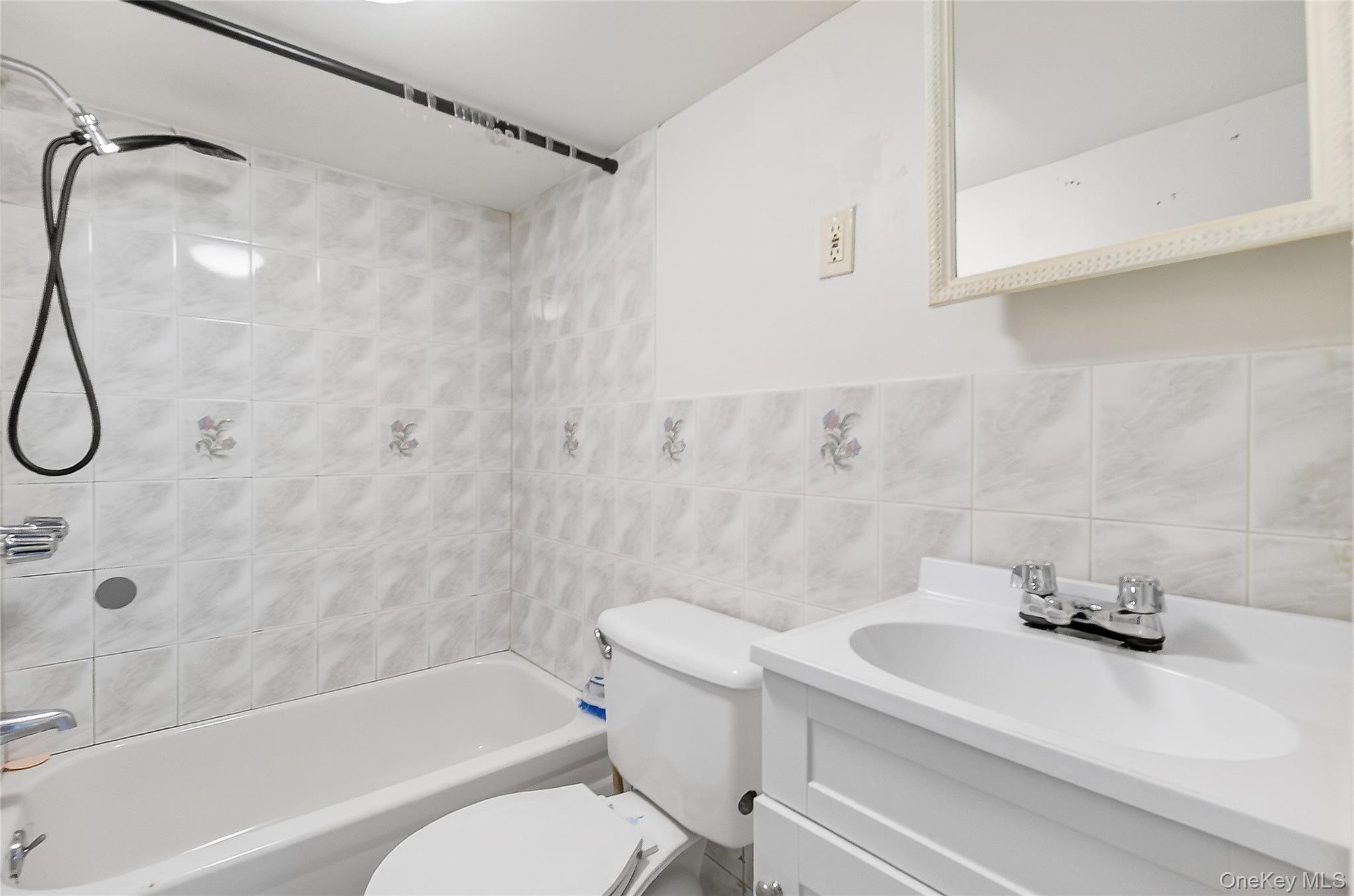 Single Family 147th  Queens, NY 11436, MLS-980094-20