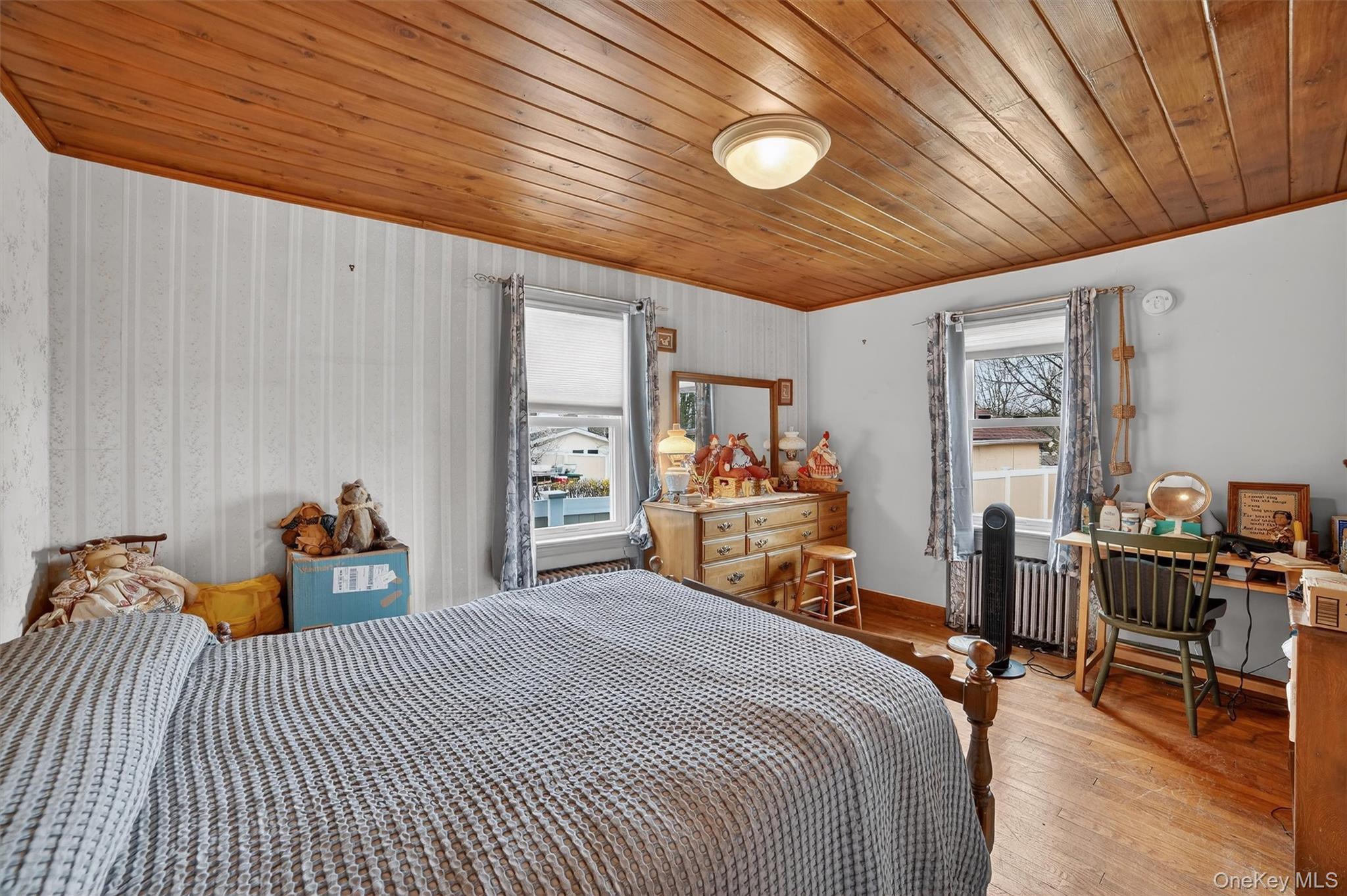 Single Family Hunter  Westchester County, NY 10704, MLS-980116-10