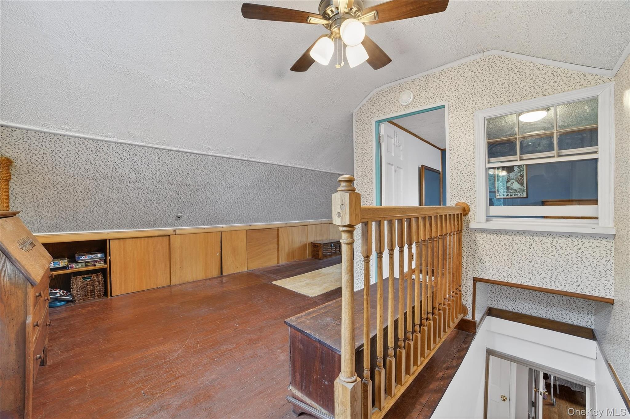 Single Family Hunter  Westchester County, NY 10704, MLS-980116-12