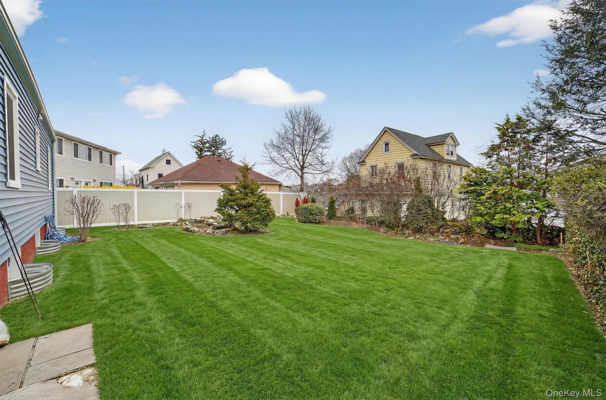 Single Family Hunter  Westchester County, NY 10704, MLS-980116-22