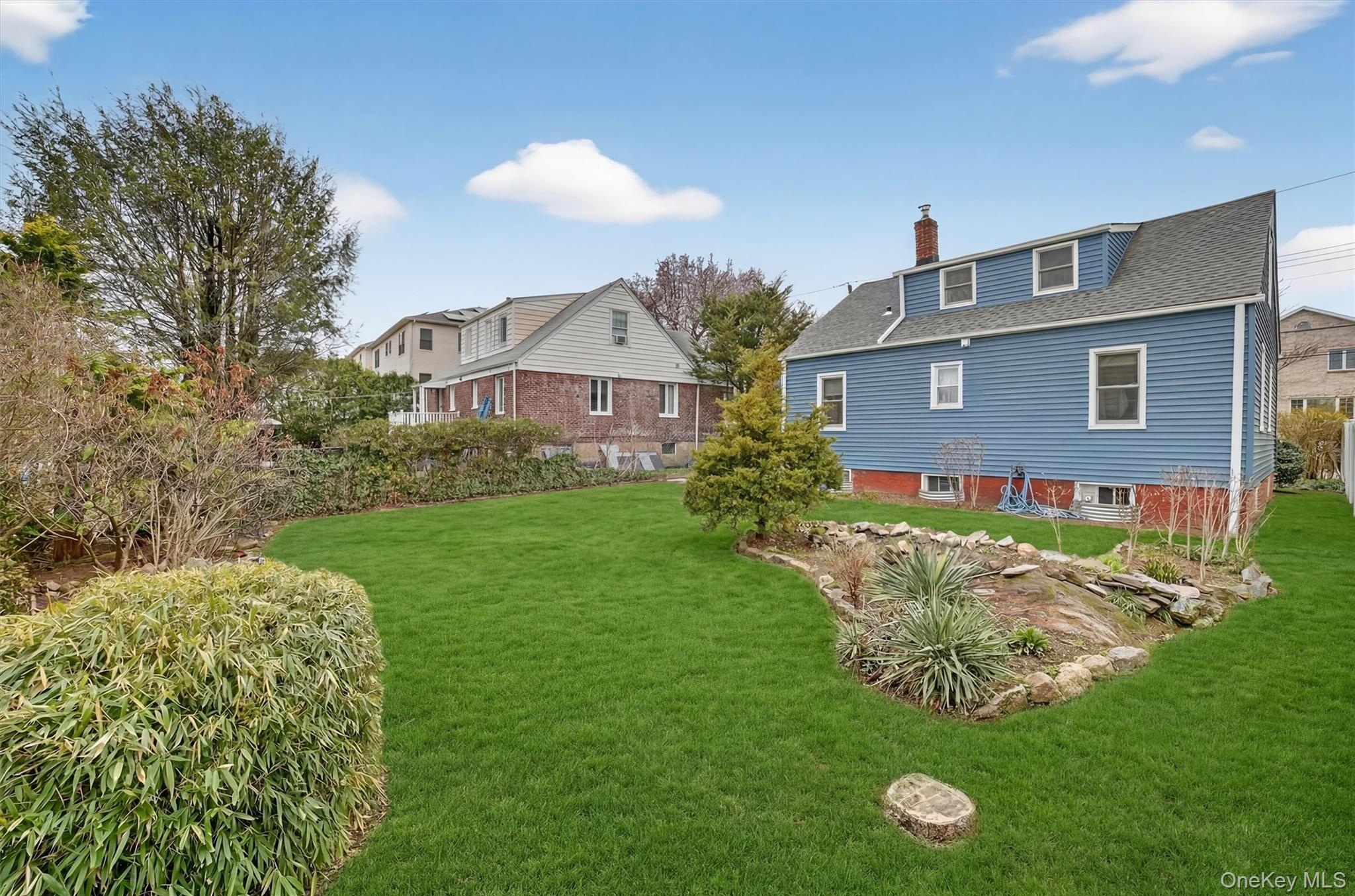 Single Family Hunter  Westchester County, NY 10704, MLS-980116-24