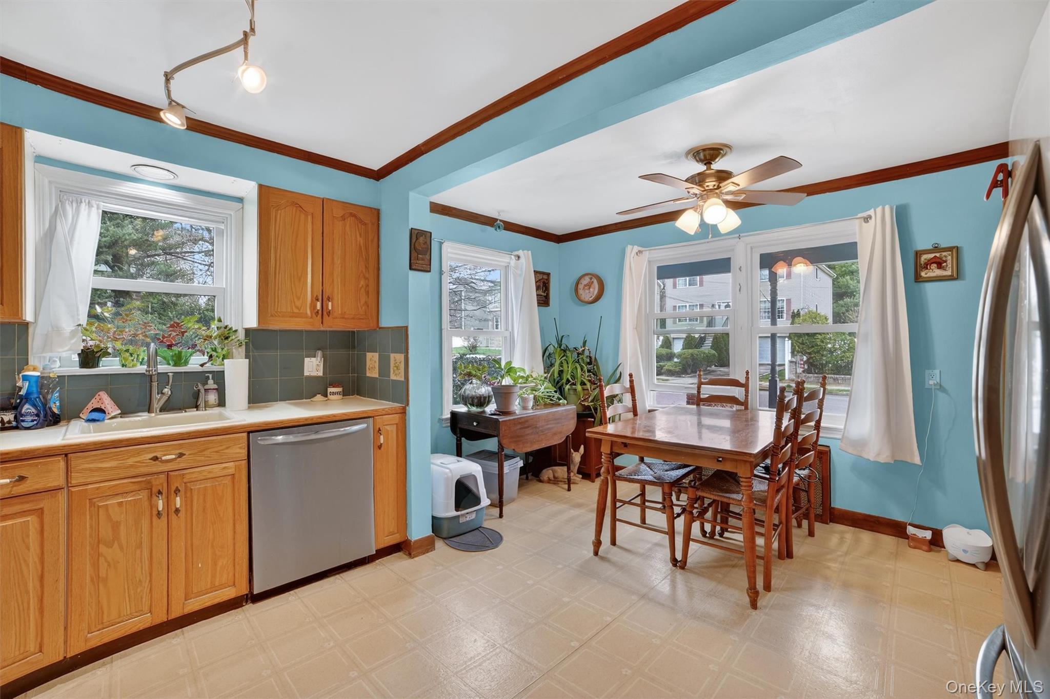 Single Family Hunter  Westchester County, NY 10704, MLS-980116-7